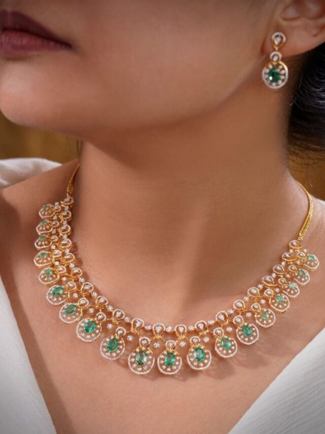 Dazzling Diamond Necklaces